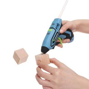 Wireless rechargeable glue gun